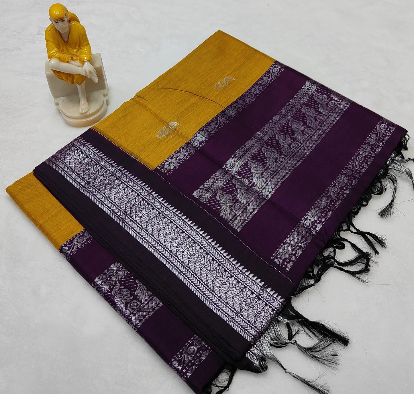 Sunlit Breeze Saree