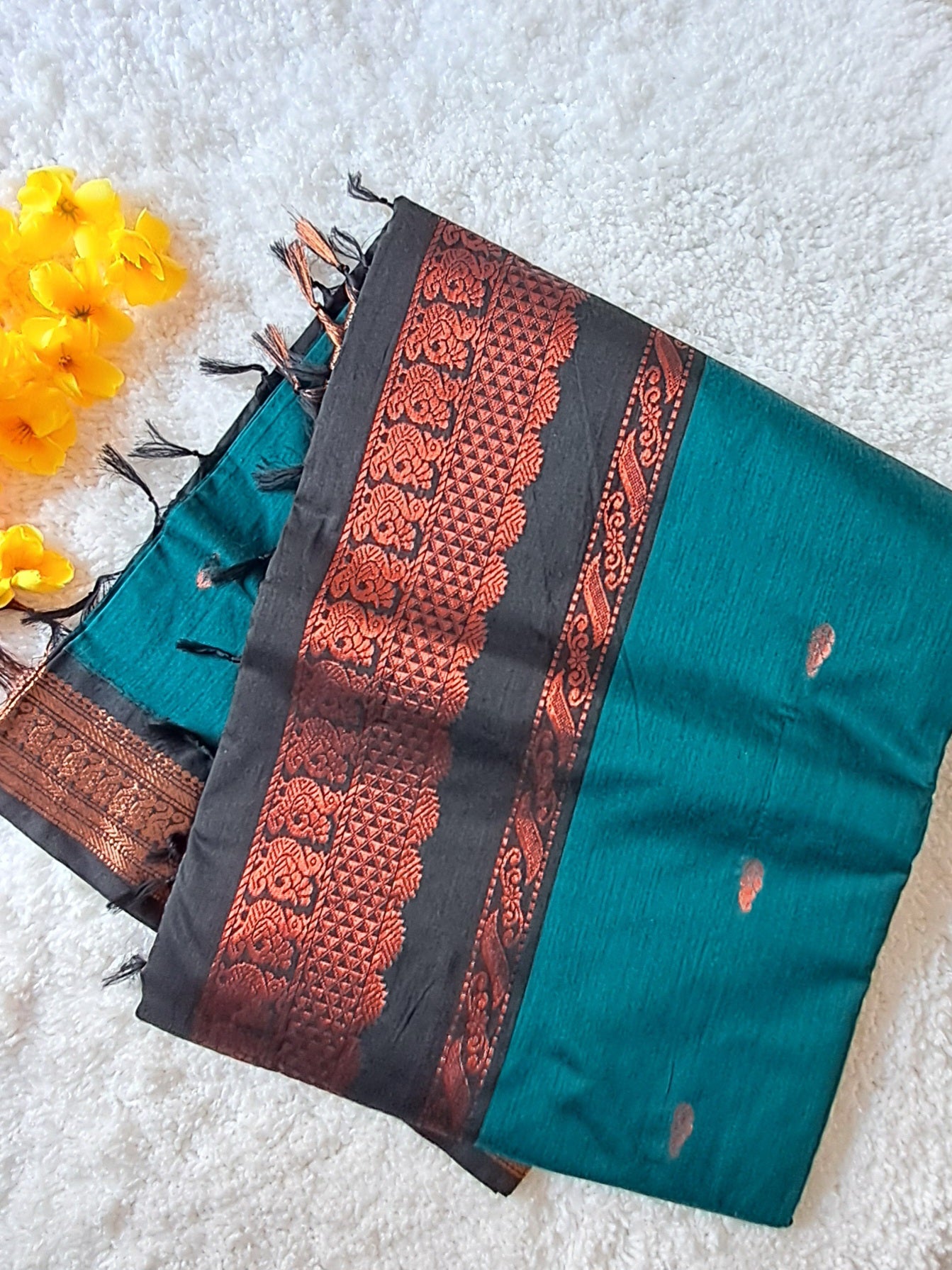 Emerald Elegance: Kalyani Cotton Saree in Rose Gold Accents