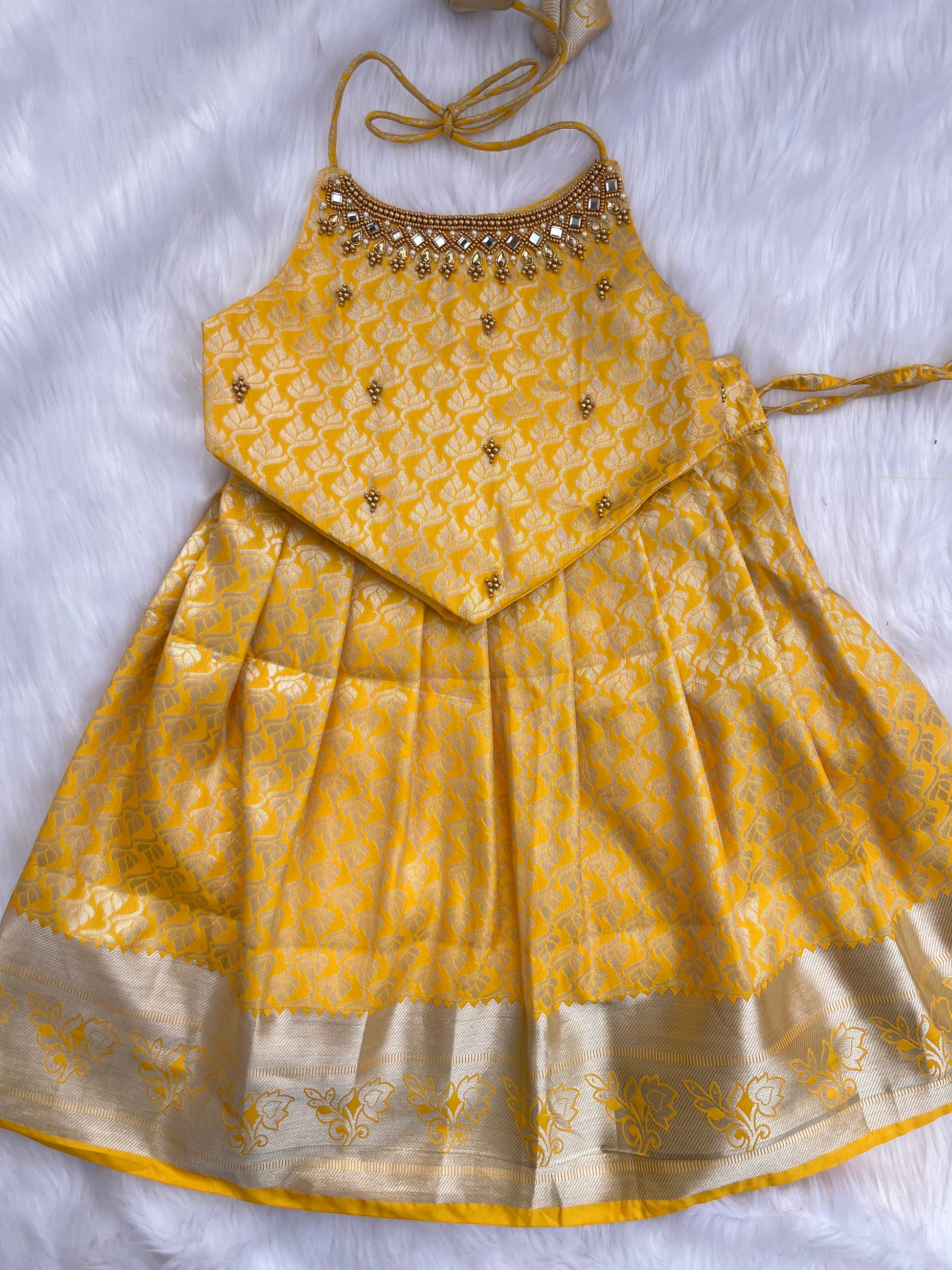 Trendy Lehenga with Halter Neck Style Kalas Couture India Trendy Lehenga with Halter Neck Style Kalas Couture India