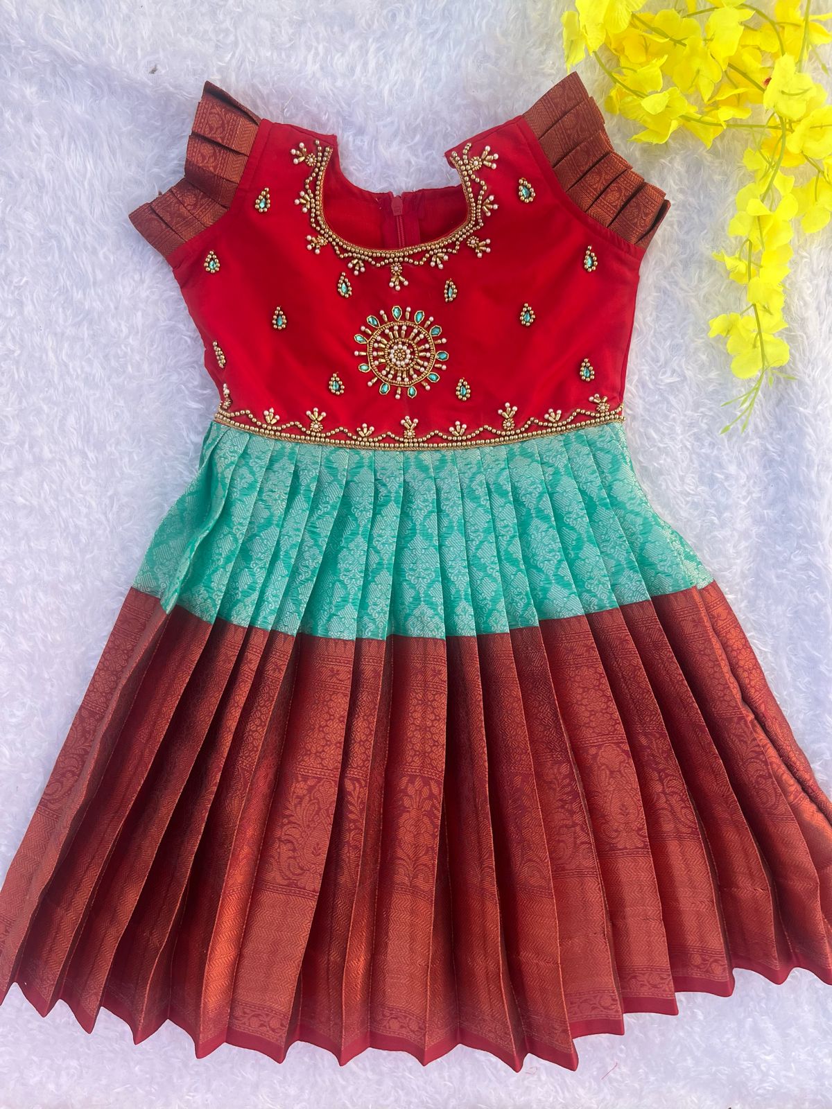 Sea Green & Red Elegance: Style with Aari Work Perfection!