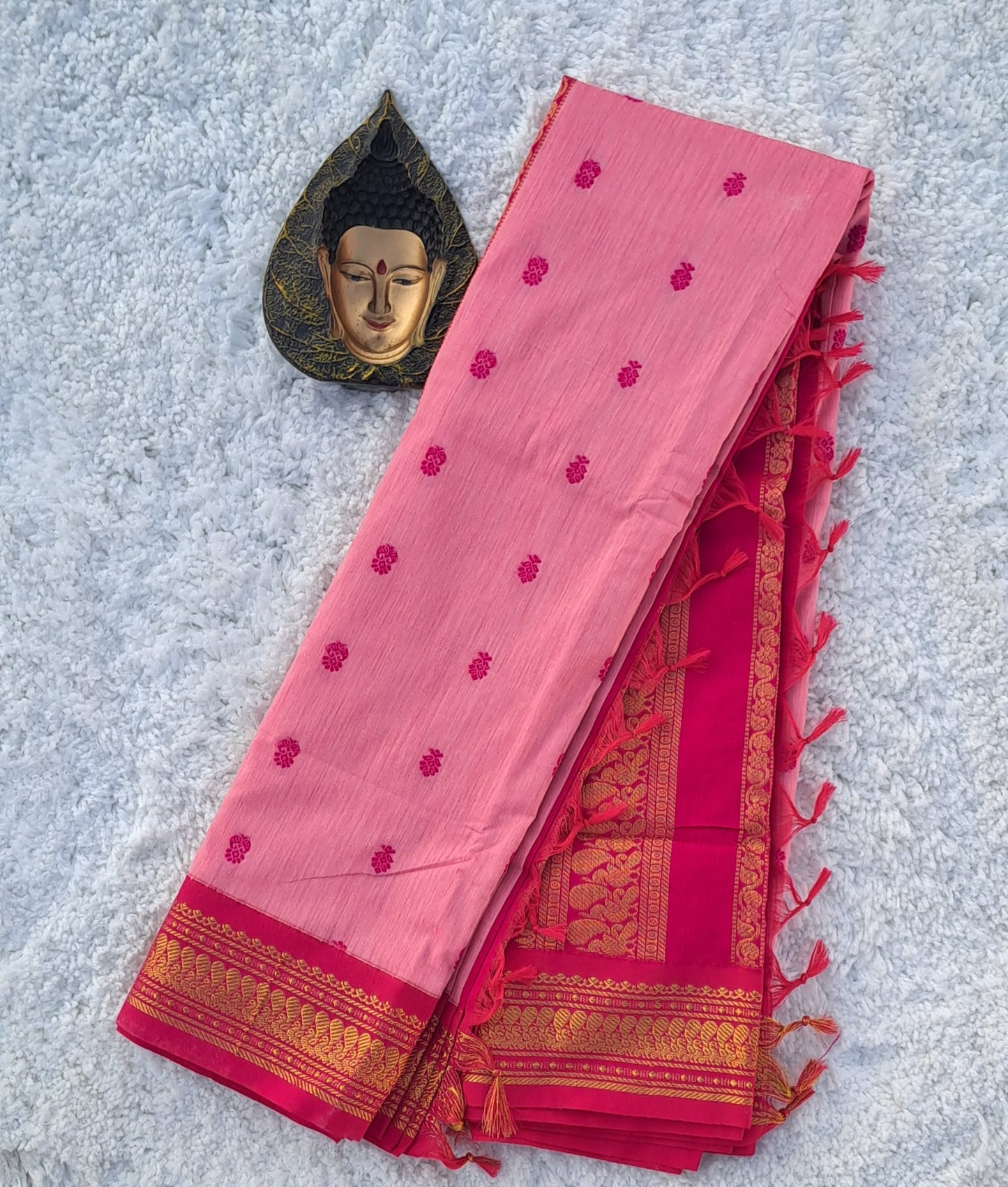 Unbeatable Comfort: Pink Saree