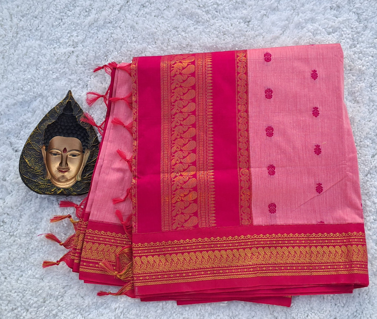 Unbeatable Comfort: Pink Saree